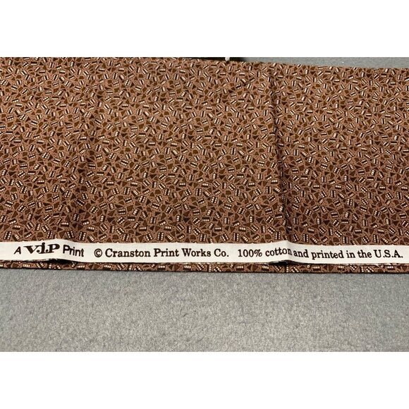 Vintage V.I.P. Print Fat Quarter Fabric 18x22 Cranston Print Works Co. Cotton Br - Picture 3 of 3